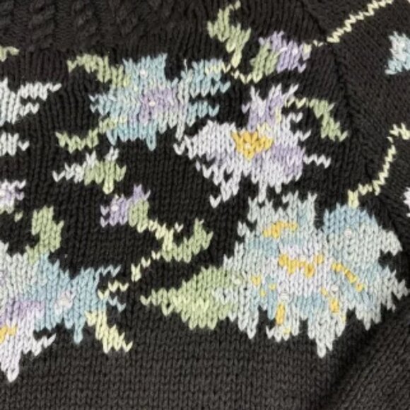 Vintage Karen Scott Hand Knits Sweater Women's Large Black Flowers Pearls (0924) - Picture 4 of 9